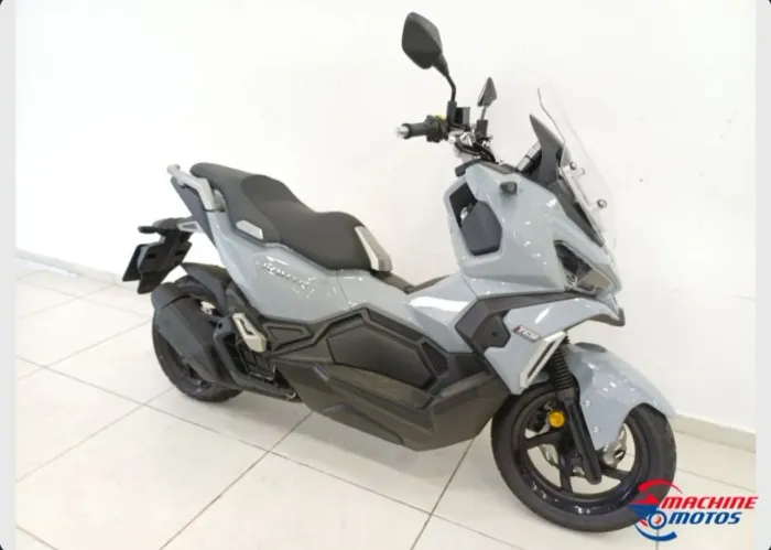 Adx 150 2027 apenas 250km