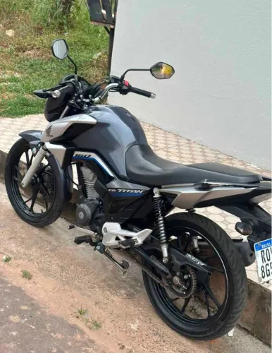 Honda titan 2023