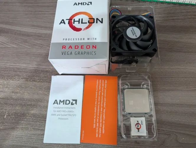 Processador AMD Athlon 3000G - Completinho