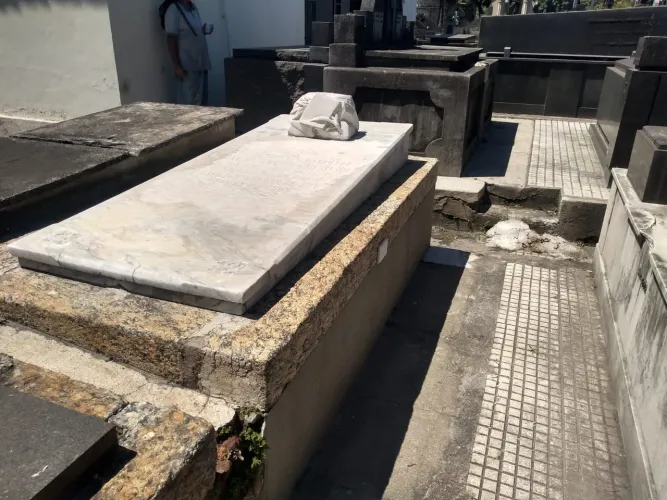 Venda de Sepultura Perpétua - Cemitério São Francisco Xavier (CAJU)
