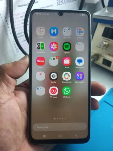 Samsung galaxy a06 128 gigas R$450