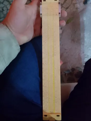 Régua de cálculo aristo 0968( peça de coleção)