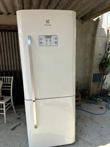 Vendo geladeira funcionando perfeitamente