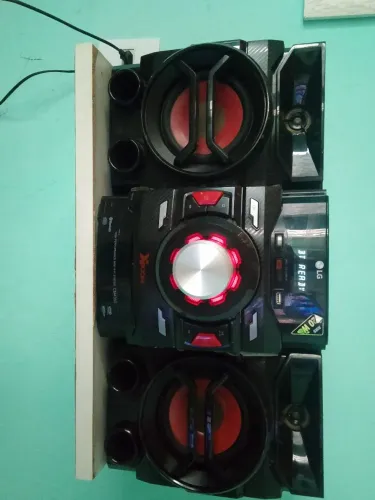 SOM LG 220W