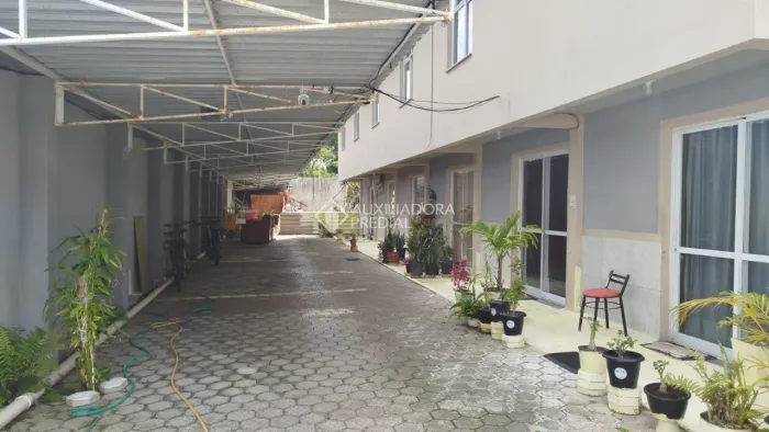 Pousada à venda contendo 6 lofts de 62 m² cada, no coração do Campeche