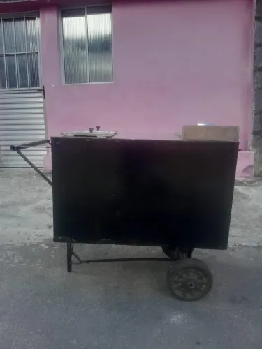 VENDE-SE CARRINHO DE LANCHE