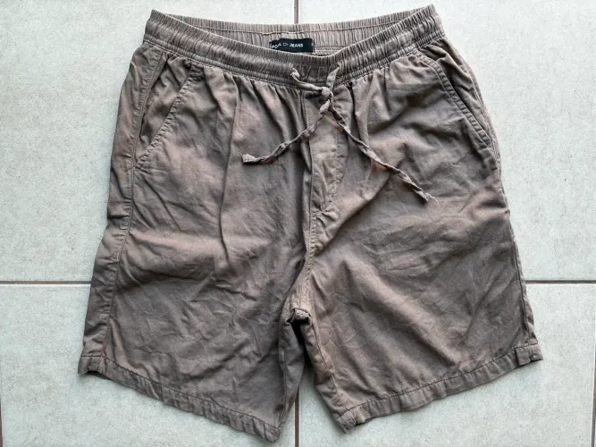 BERMUDA: short marrom P (Pool)