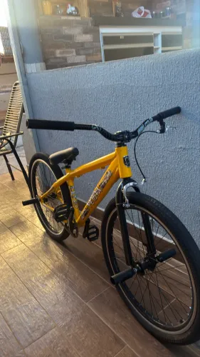 Perifa 2.0 amarela