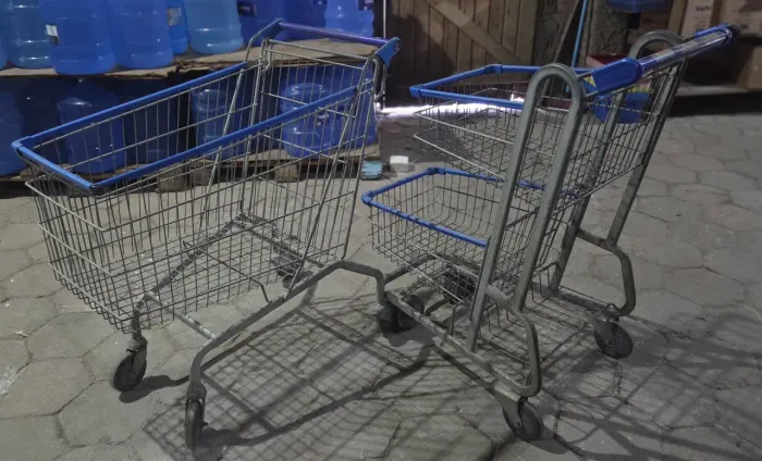 Carrinho de supermercado azul