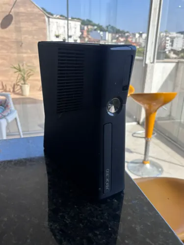 ? XBOX 360 DESBLOQUEADO + 23 JOGOS