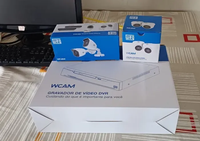 KIT DE CÂMARA DE SEGURANÇA WEG COM GRAVADOR DE VÍDEO DVR