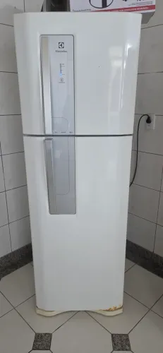 VENDO GELADEIRA ELECTROLUX