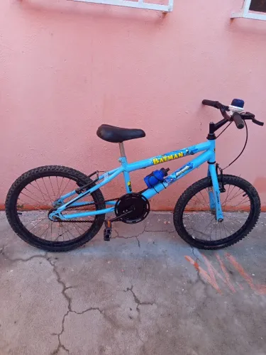 Bicicleta aro 20 semi nova
