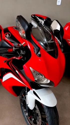 Honda CBR 1000RR Firiblade