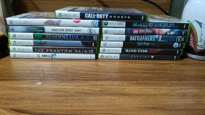 Vídeo game Xbox 360 2 controles e 13 jogos