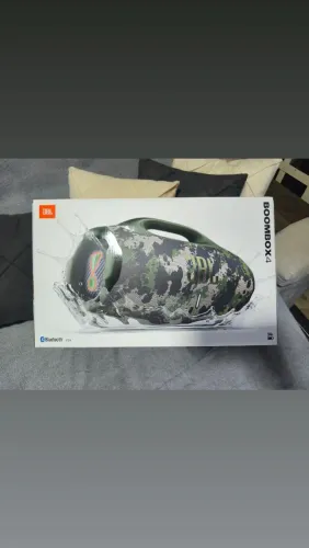 Bombox 4 original