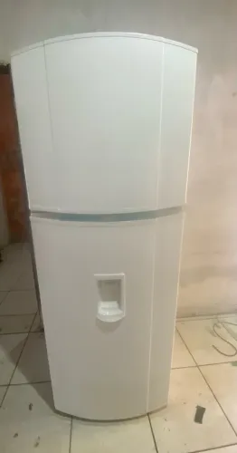 Geladeira cônsul duplex gelando perfeitamente