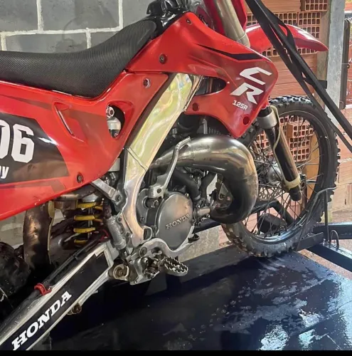 CR 125