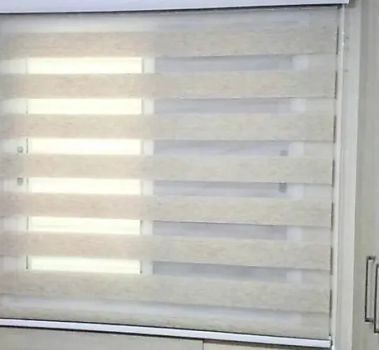 Cortinas Double Vision Bege -1m48cm x 78cm, 1m83cm x 1m, 1m48cm x 1m07cm e 1m83cm x 1m06cm