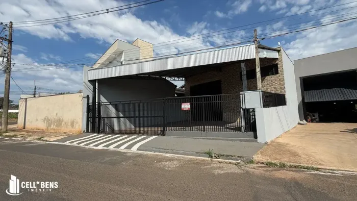 Salão comercial de 260 m², no bairro Vila Flora, próximo ao Projeto Maquininha e BR 153