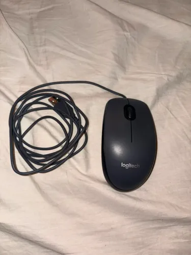 Mouse Logitech USB Original com Fio - Pouquíssimo Uso - Funcionando Perfeitamente