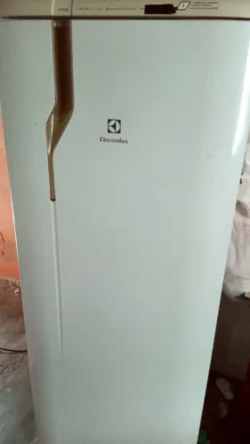 Geladeira Frostfree com defeito