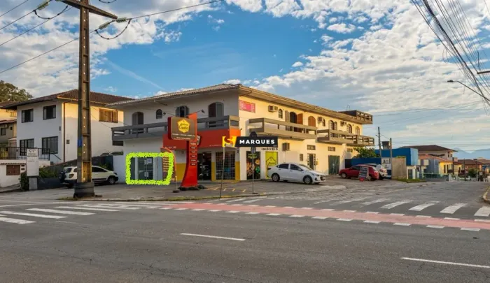 Sala Comercial para Locação - 50m² - Iririú, Joinville