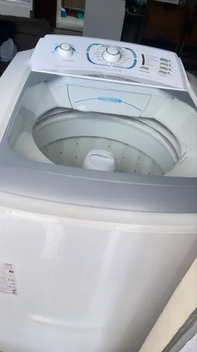 VENDO MÁQUINA DE LAVAR ELETROLUX 12KG