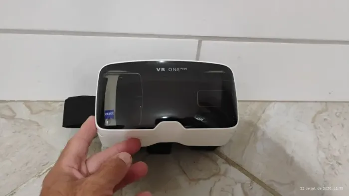 Óculos de Realidade Virtual Zeiss VR ONE Plus