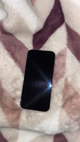 Vendo iPhone 15 pro . Novo