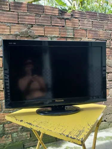 PANASONIC TV 32 EM PERFEITO ESTADO DE FUNCIONAMENTO COM CONTROLE