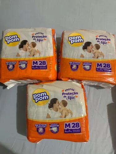 Desapego Lote Fechado de Fraldas Tamanho M (Várias marcas)