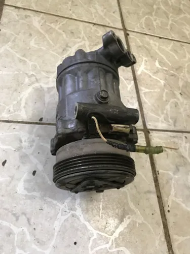 Compressor de ar-condicionado Sandero/ Logan/ Clio