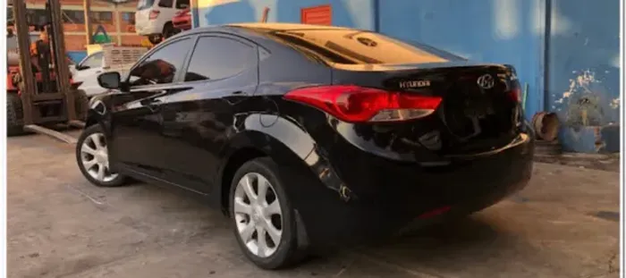 Sucata elantra