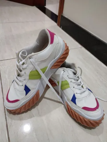 Tênis julliete tamanho 38