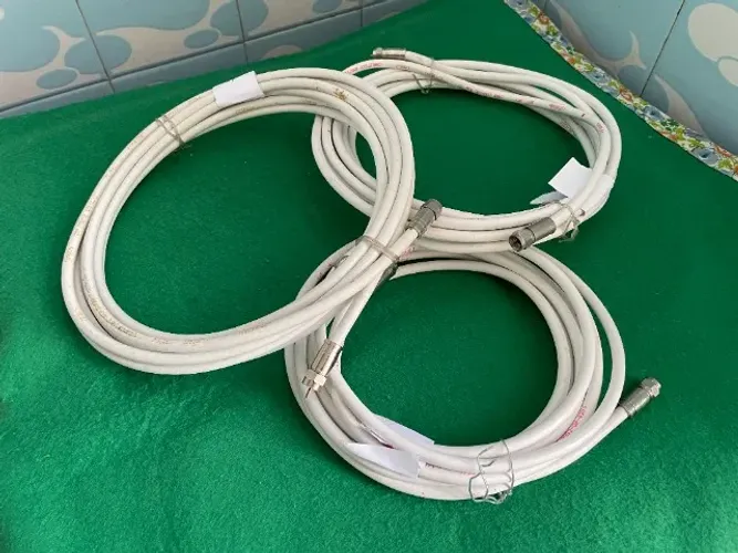 Conjunto de Cabos Coaxial Rge com Conector 