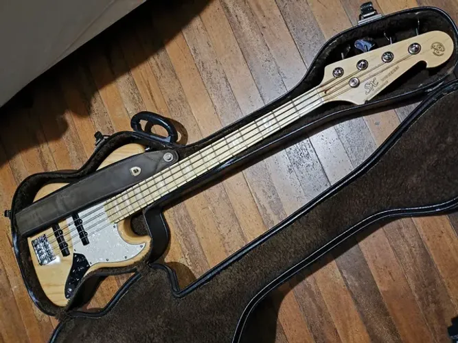 Contrabaixo SX Jazz Bass Ash 4 cordas com Dimarzio + Case.