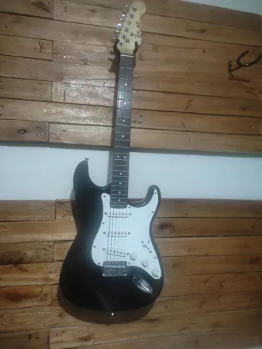 Guitarra Condor + Bag + Correia