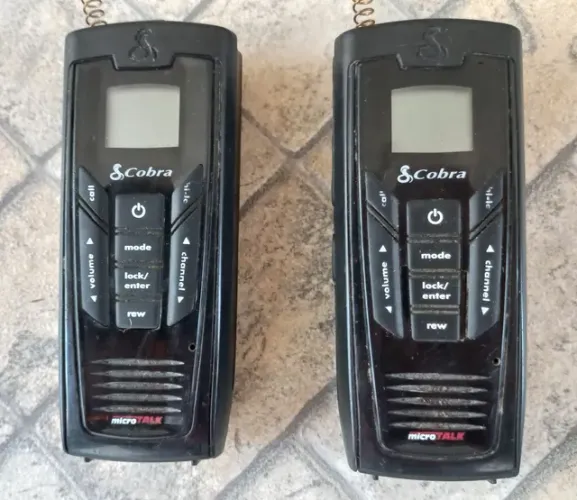 02 Rádio COmuniCADOR WALK TALK Cobra CXR-925 