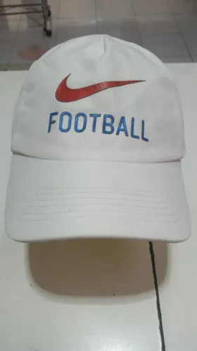 BONÉ NIKE FOOTBALL ORIGINAL DA ÉPOCA 