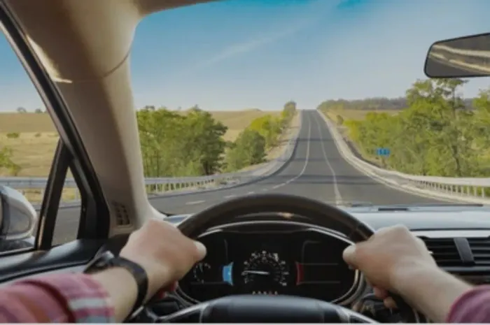 Aulas de direção para habilitados. 