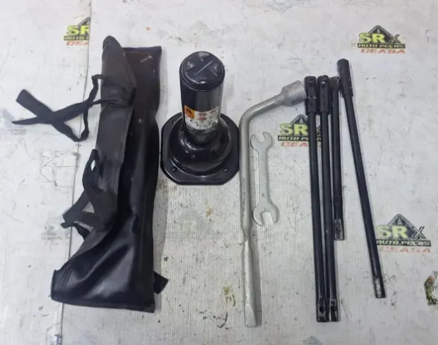 Kit Macaco Chave De Roda S10 