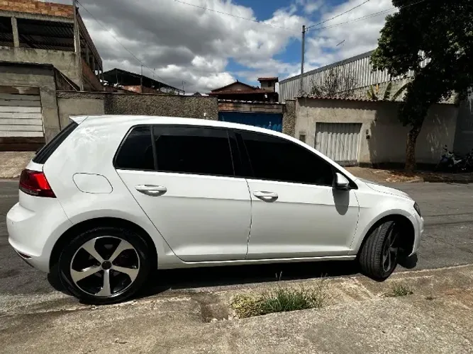 Volkswagen Golf Comfortline 1.4 TSI 140cv Aut. 2014