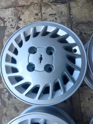 Rodas Aro 13 Serrinhas de GM  Originais Monza Kadett