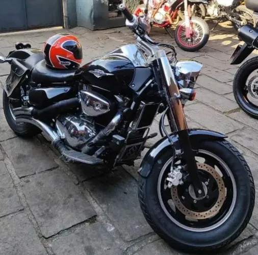 SUZUKI BOULEVARD (NOVÍSSIMA)