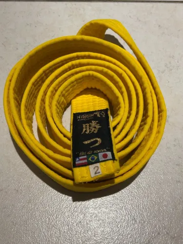 Faixa para Judô - usadas com jeitinho de Nova. Valor de 1 faixa