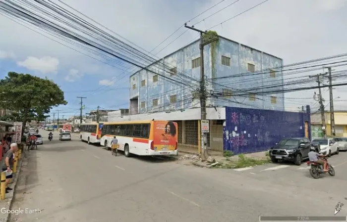 Espaço para academias com 800 m de área, pé direito acima de 4 metros, vãos livres