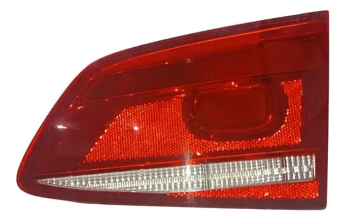 Lanterna Dir Porta Malas Vw Passat Variant B7 2.0 2011 Direito/passageiro