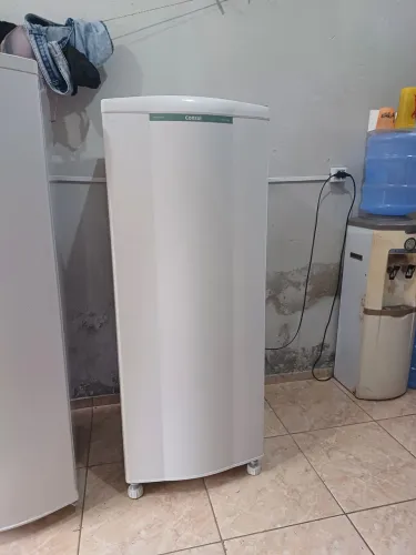 Geladeira Consul degelo seco