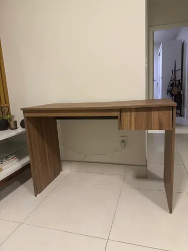 Vendo escrivaninha